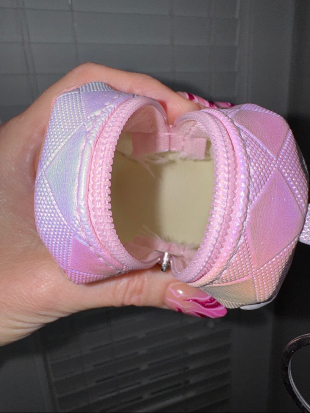 Iridescent Backpack Card AirPod Key Holder - Picture 3 of 3